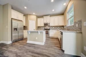 549 CHAMPION RIDGE DR, DAYTONA BEACH, FL 32124 Sold 07/29/22