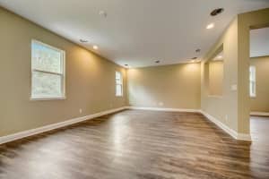 549 CHAMPION RIDGE DR, DAYTONA BEACH, FL 32124 Sold 07/29/22