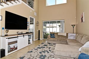 537 Red Rose Ln, Sanford, FL 32771, Sold 04/22/22
