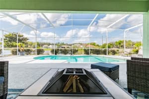 2377 Blossomwood Dr, Oviedo, FL 32765, Sold 05/03/22