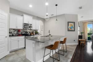 15543 Waterleigh Cove Dr, Winter Garden, FL 34787, Sold 04/12/22