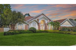 8015 Landgrove Ct, Orlando, FL 32819, Sold 05/09/22