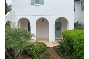 8865 Lakeshore Pointe Dr, Winter Garden, FL 34787, Sold 04/20/22