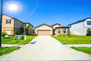 3416 Soaring Dr, St Cloud, FL 34772, Sold 04/18/22