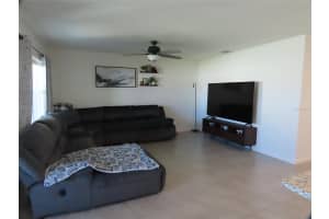 353 American Holly Ave, DeBary, FL 32713, Sold 06/07/22
