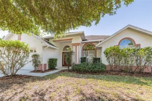 248 Breezy Oaks Ct, Davenport, FL 33896, Sold 04/29/22