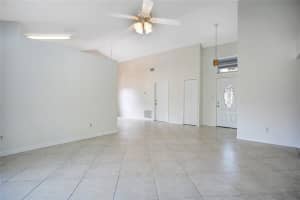 7329 CROOKED LAKE CIR, ORLANDO, FL 32818 Sold 12/15/22