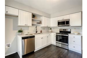 120 Maitland Ave, Altamonte Springs, FL 32701, Sold 09/14/22