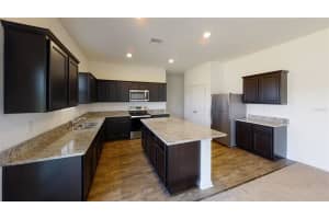 575 OCEAN SPRAY, RUSKIN, FL 33570 Sold 08/05/22
