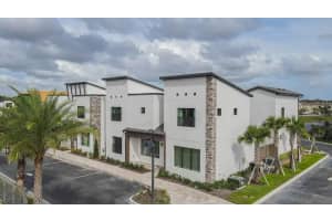 324 Villa Domani Ct, Davenport, FL 33896, Sold 05/02/22