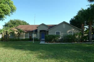 14821 White Pine Ln, Clermont, FL 34711, Sold 05/13/22