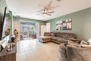 280 Bergamot Lp, Davenport, FL 33837, Sold 05/12/22