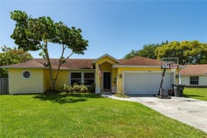 1046 Depot Ct, Winter Garden, FL 34787, Sold 04/29/22