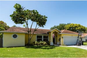 1046 Depot Ct, Winter Garden, FL 34787, Sold 04/29/22