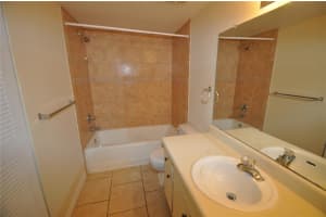 4572 Commander Dr, Orlando, FL 32822, Sold 04/22/22
