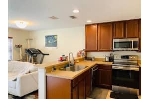 3666 Caruso Pl, Oviedo, FL 32765, Sold 04/22/22