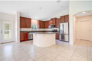 3708 Isles Arbor Ln, Kissimmee, FL 34746, Sold 05/03/22