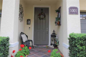 1001 Bolton Pl, Lake Mary, FL 32746, Sold 05/04/22
