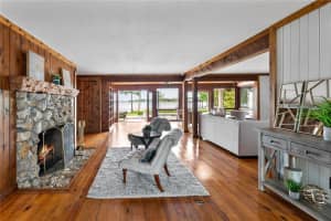 9331 CHARLES E LIMPUS RD, ORLANDO, FL 32836 Sold 06/27/23