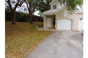 6954 Della Dr, Orlando, FL 32819, Sold 04/22/22