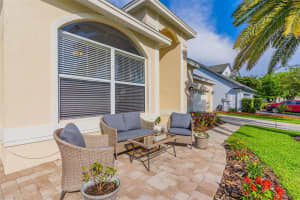 642 Waterscape Way, Orlando, FL 32828, Sold 06/30/22