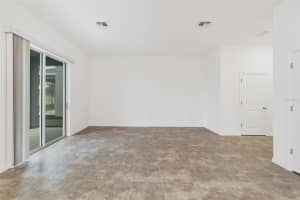 2158 EMERALD SPRINGS DR #33, APOPKA, FL 32712 Sold 01/31/23