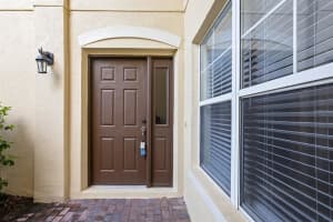 6967 Sorrento St, Orlando, FL 32819, Sold 05/27/22