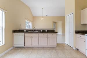 11521 Rouse Run Cir, Orlando, FL 32817, Sold 05/23/22