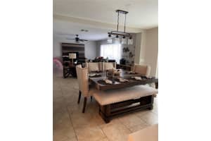 2849 Paynes Prairie Cir, Kissimmee, FL 34743, Sold 05/18/22
