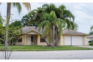 2573 Kingdom Ave, Melbourne, FL 32934, Sold 05/06/22