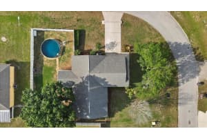 2512 Jennifer Dr, Lakeland, FL 33810, Sold 05/02/22