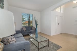400 VIOLA DR, DAVENPORT, FL 33837 Sold 06/22/22