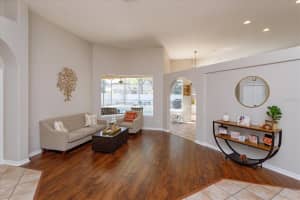 3744 WINDING LAKE CIR, ORLANDO, FL 32835 Sold 07/13/22
