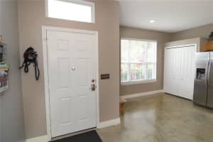 4328 Waterside Pointe Cir, Orlando, FL 32829, Sold 05/13/22