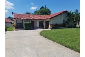 8212 Saragoza Ct, Orlando, FL 32836, Sold 04/21/22