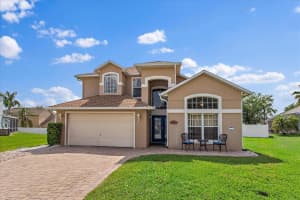 7902 Silver Bass Ct, Kissimmee, FL 34747, Sold 05/09/22