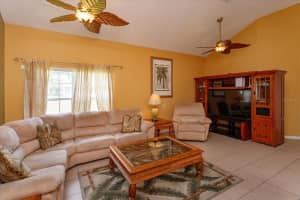 7902 Silver Bass Ct, Kissimmee, FL 34747, Sold 05/09/22
