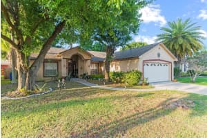 3894 Creek Bed Cir, St Cloud, FL 34769, Sold 06/01/22