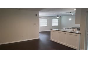 301 HIDDEN HOLLOW CT, SANFORD, FL 32773 Sold 07/13/22