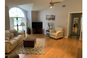 7755 Casasia Ct, Orlando, FL 32835, Sold 05/23/22