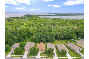 4914 Waters Gate Dr, Tavares, FL 32778, Sold 05/02/22