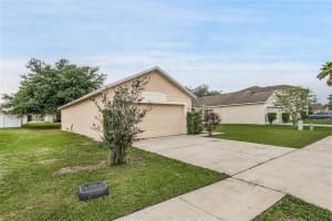 339 Squires Grove Dr, Winter Haven, FL 33880, Sold 05/06/22