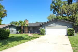 423 APRIL LN, APOPKA, FL 32712 Sold 07/19/22