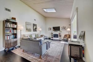 200 Maitland Ave, Altamonte Springs, FL 32701, Sold 05/20/22