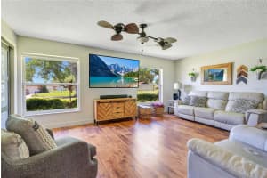 1005 Garden Heights Dr, Winter Garden, FL 34787, Sold 06/08/22