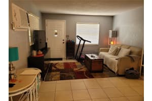 7211 Valiant Ct, Orlando, FL 32818, Sold 05/12/22