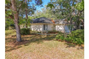 1392 ALFONZO CIR, WINTER SPRINGS, FL 32708 Sold 07/01/22