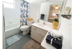 108 Villa Dr, Osprey, FL 34229, Sold 06/24/22