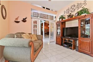 2096 Wild Oak Ct, Kissimmee, FL 34746, Sold 05/19/22