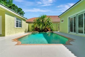 8245 Lake Serene Dr, Orlando, FL 32836, Sold 05/25/22